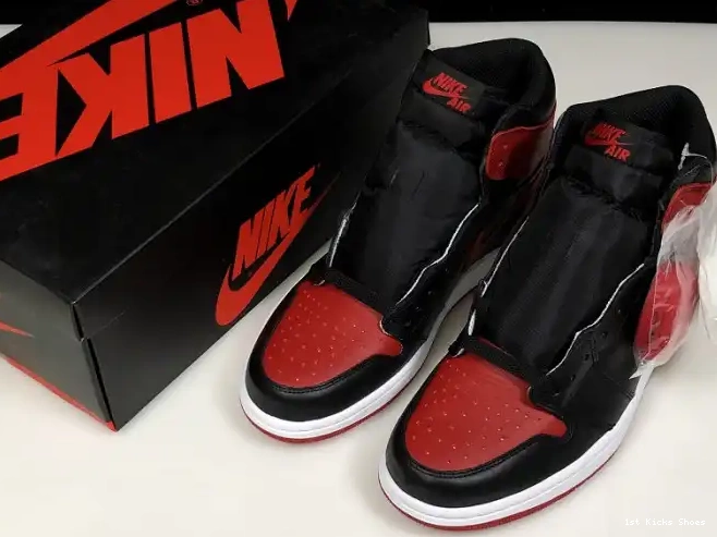 1st Kicks Shoes Jordan 1 Air 555088-001 Retro Banned High OG 0530